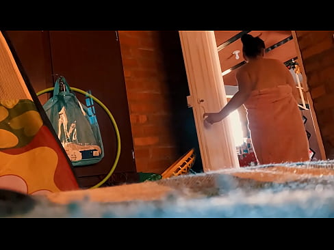 ❤️ Min onkel følger mig ind i brusebadet, han knepper mig, mens jeg tager et brusebad. ❤️❌ Fucking video at da.it-com.top