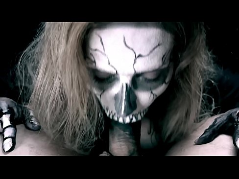 ❤️ Dæmonisk pige suger pik med sin sorte mund og sluger sperm. ❤️❌ Fucking video at da.it-com.top